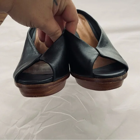 Anthropologie Black and Brown Mules - Picture 5 of 10